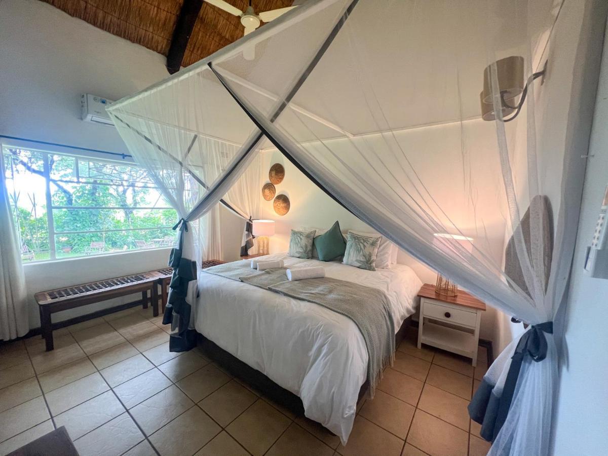 Drift Inn Victoria Falls Extérieur photo