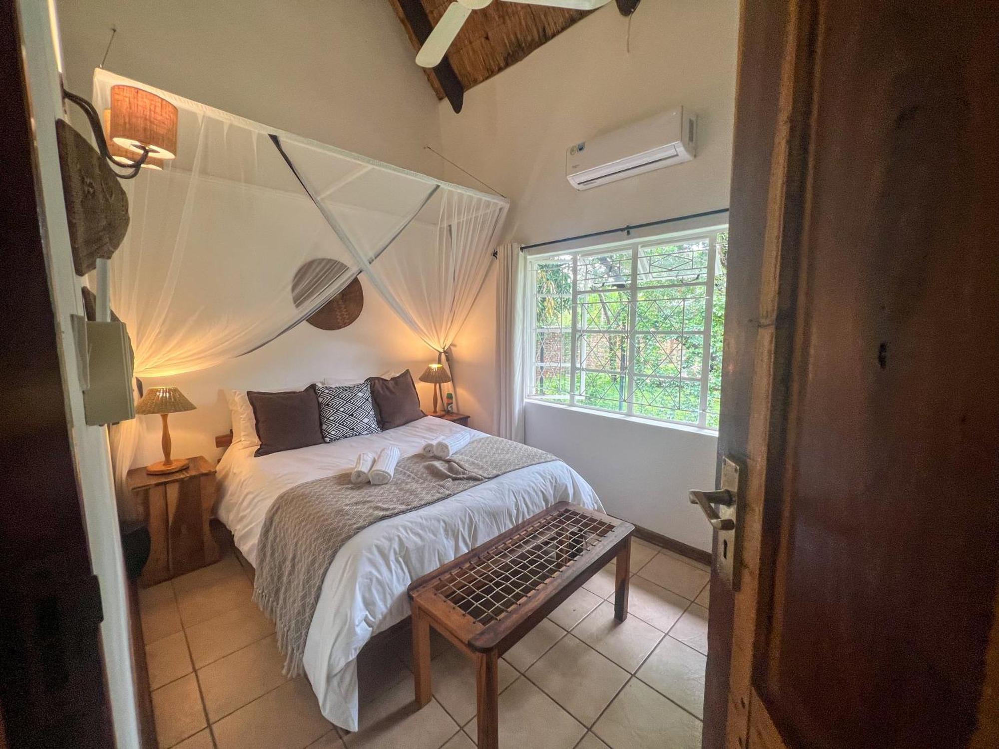 Drift Inn Victoria Falls Extérieur photo